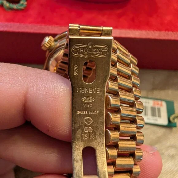 Rolex 8570 Geneve 750 swiss made 18k - Picture 2 of 9